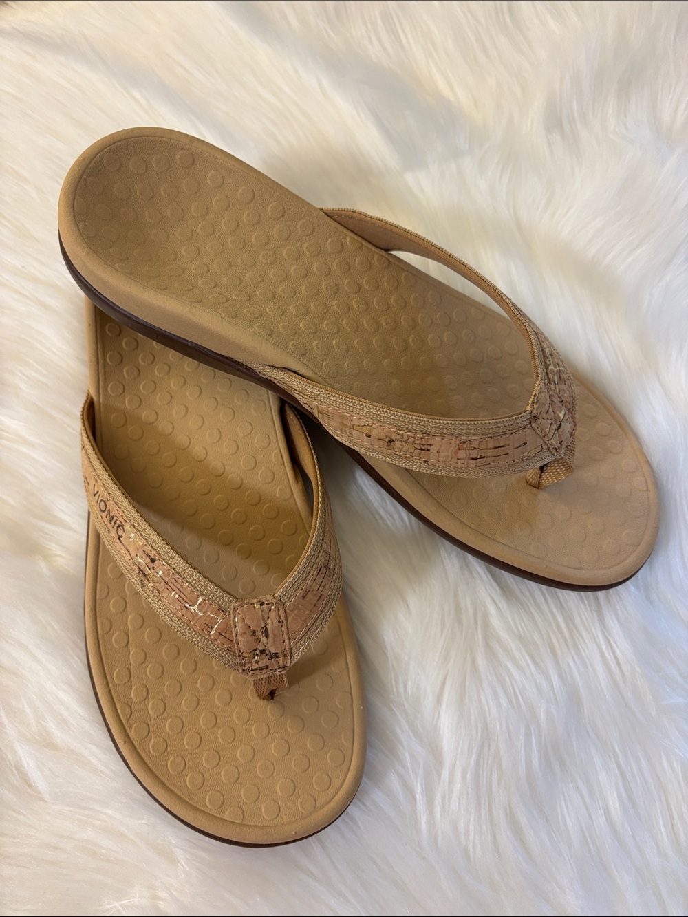 Vionic Tide ii Gold Cork Women's Flip-Flop Sandals